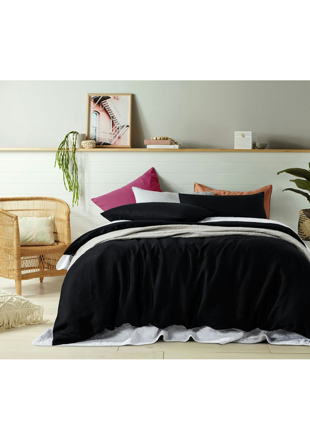 Vintage Design 100 Black French Linen Quilt Cover Set King Bed
