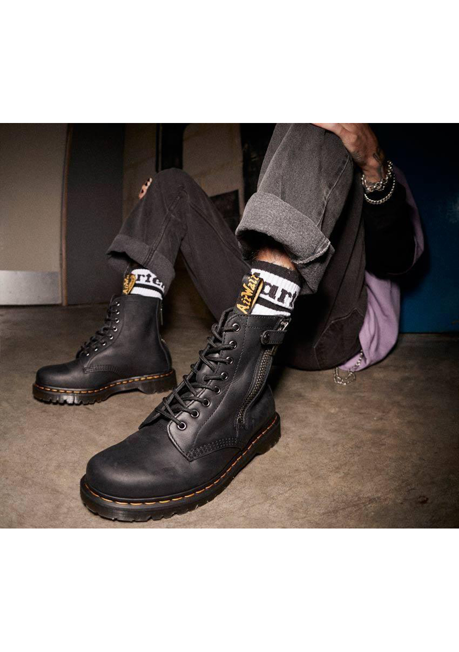 Dr martens alt 1460 hot sale