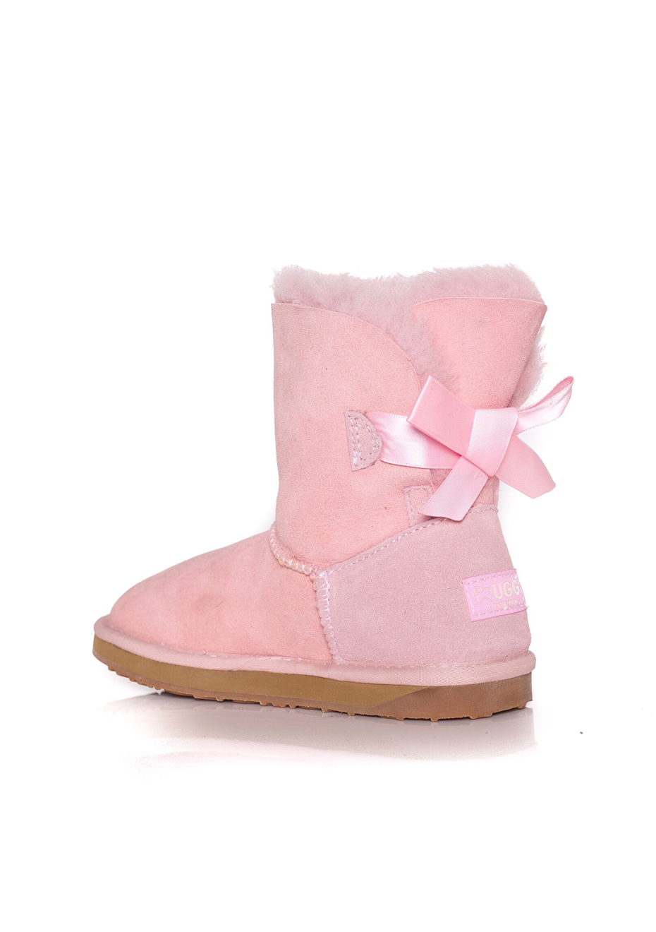 pink uggs