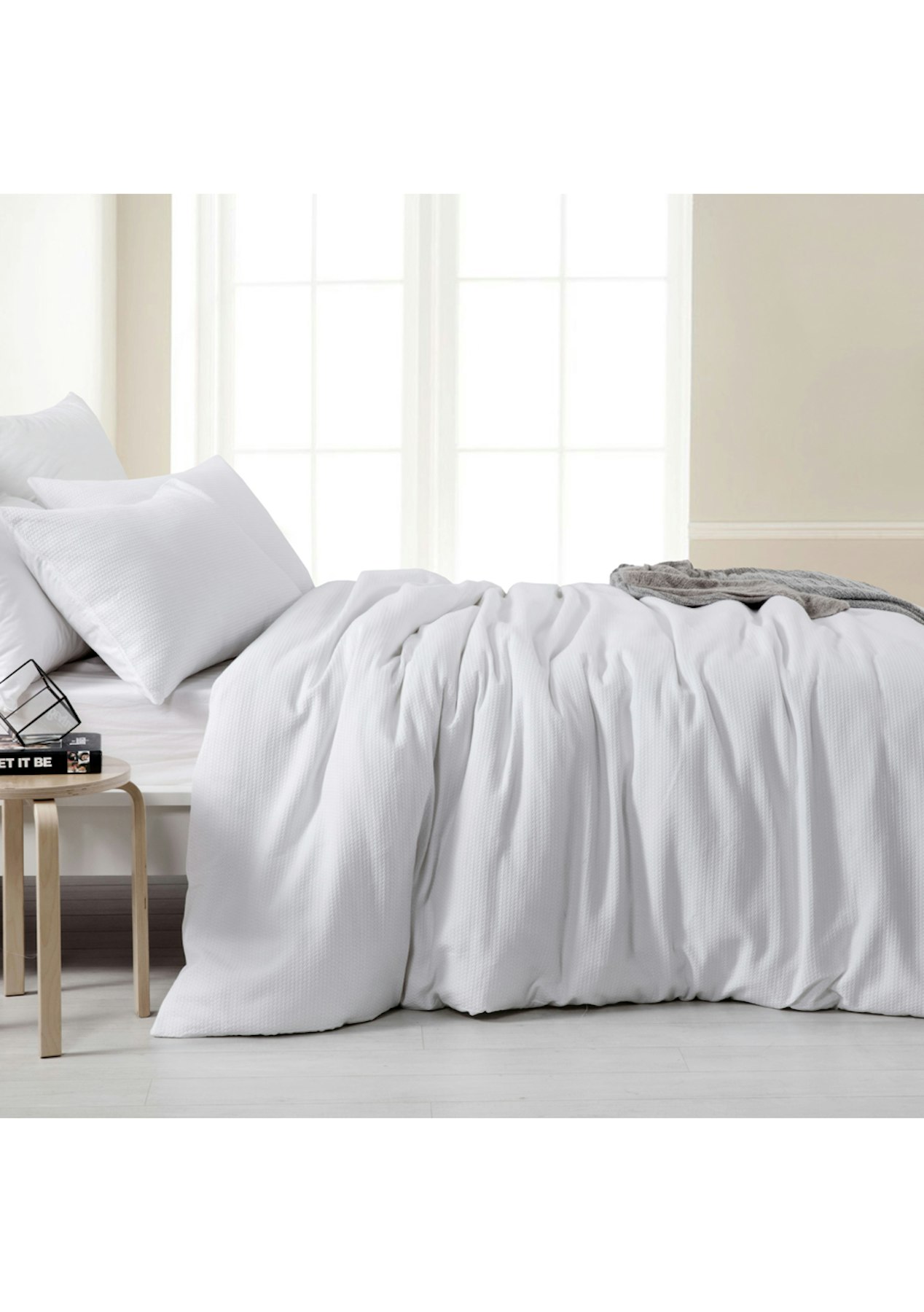 Dreamaker Amber Waffle Quilt Cover Set King Bed White Mega