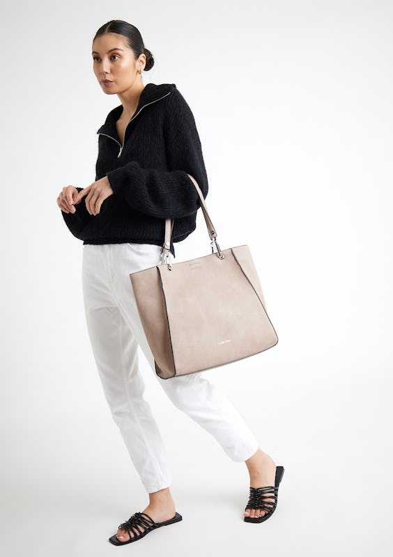 Calvin Klein - Reyna Tote - Goat - Onceit